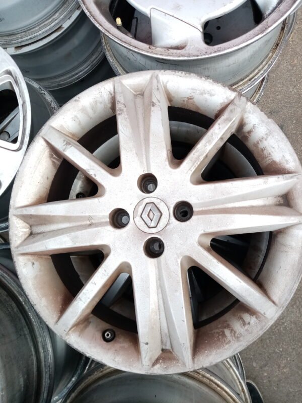 RENAULT Llantas