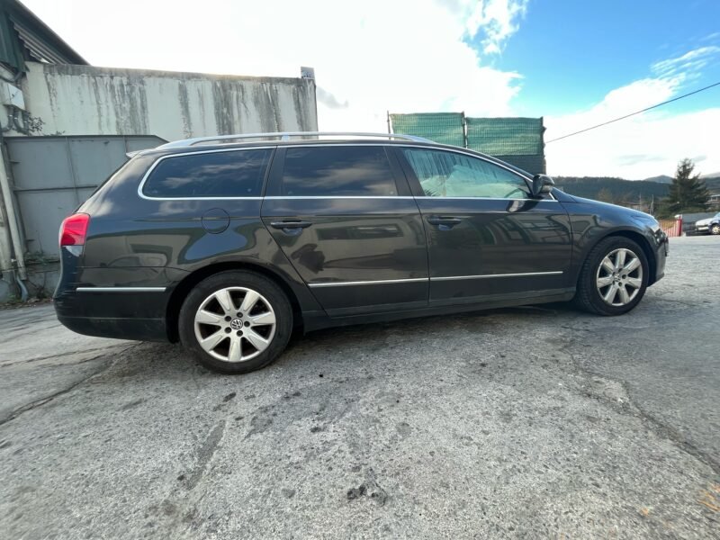 VOLKSWAGEN Passat 3C2