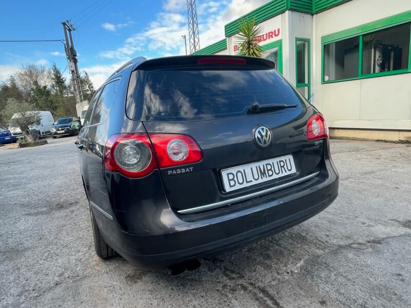 VOLKSWAGEN Passat 3C2
