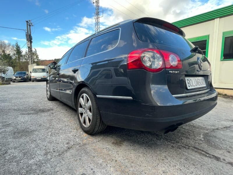 VOLKSWAGEN Passat 3C2