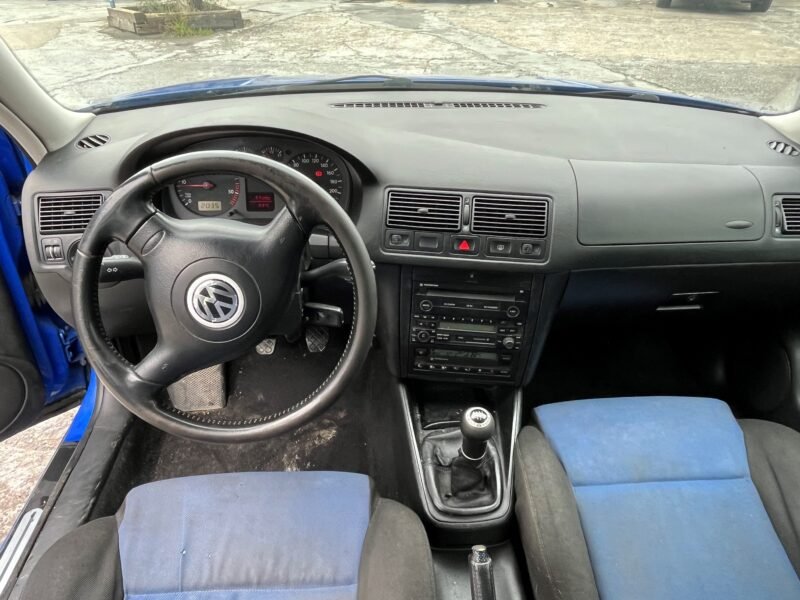 VOLKSWAGEN Golf 25 aniversario