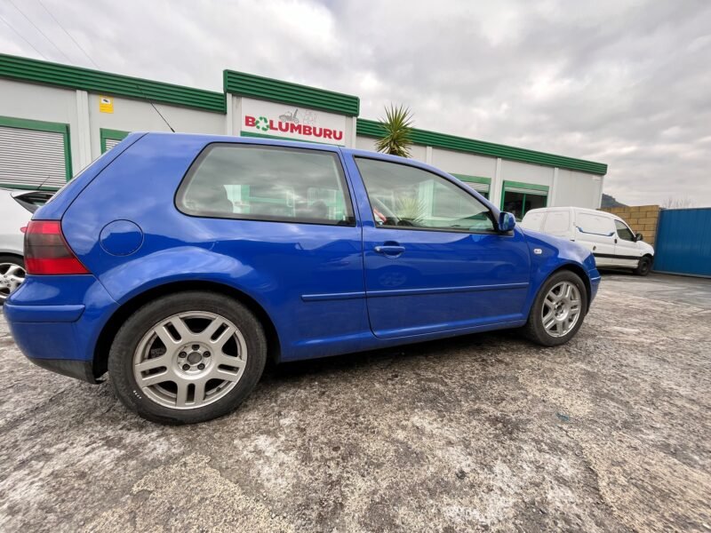 VOLKSWAGEN Golf 25 aniversario